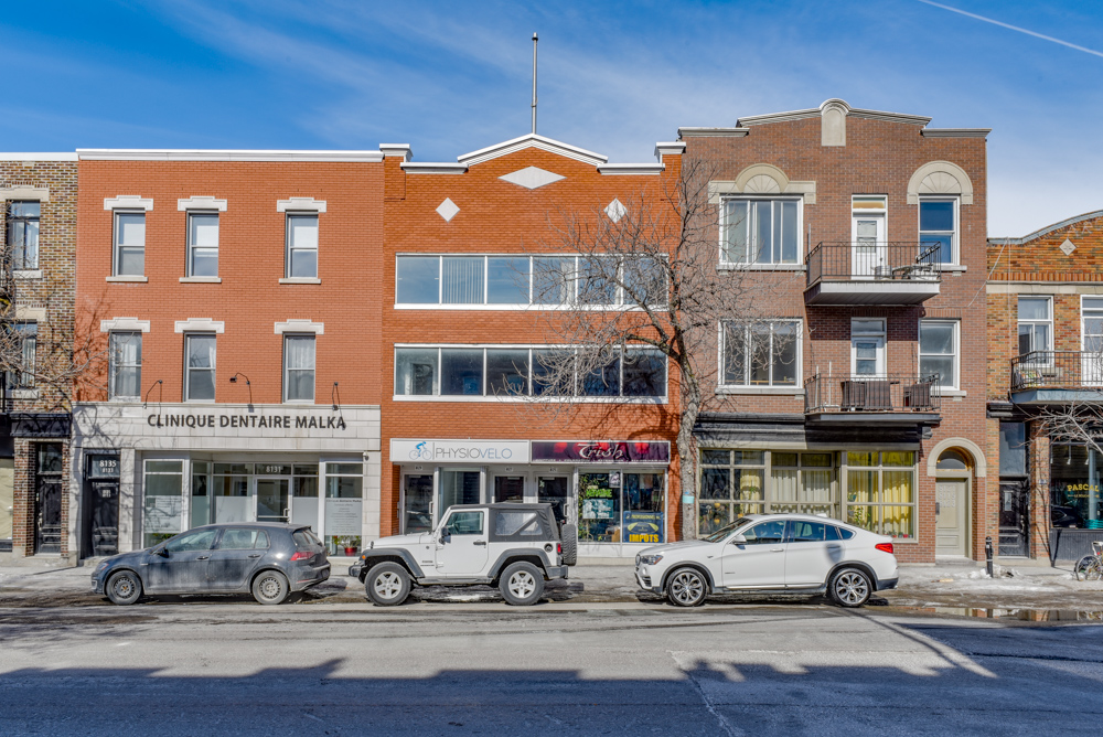 8129 Rue SaintDenis, Montreal