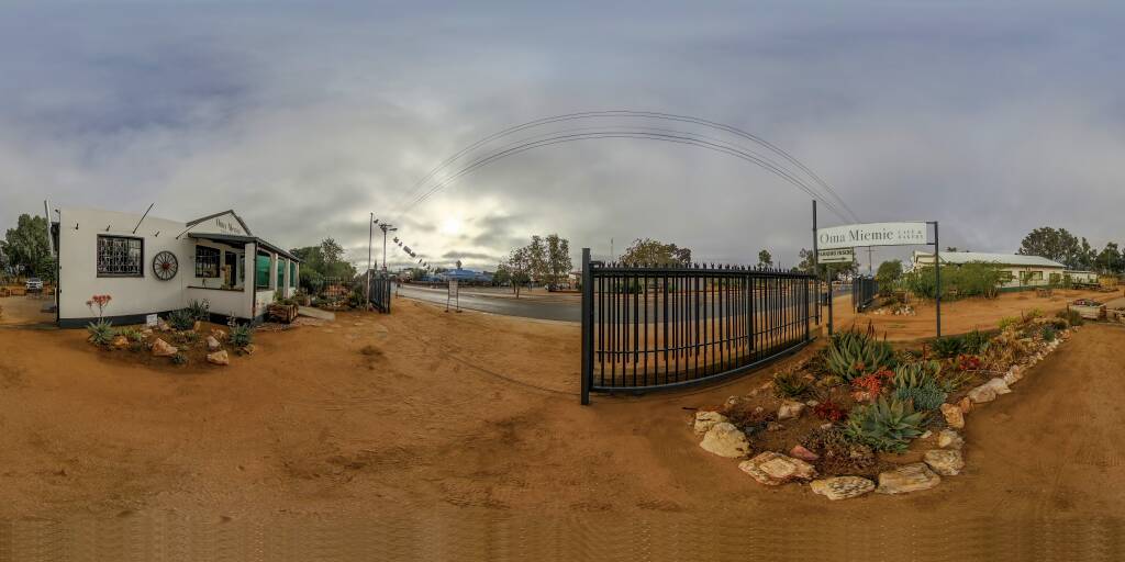 Oma Miemie Café and Bakery 360 tour preview