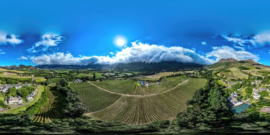 Le Franschhoek Hotel & Spa 360 tour preview