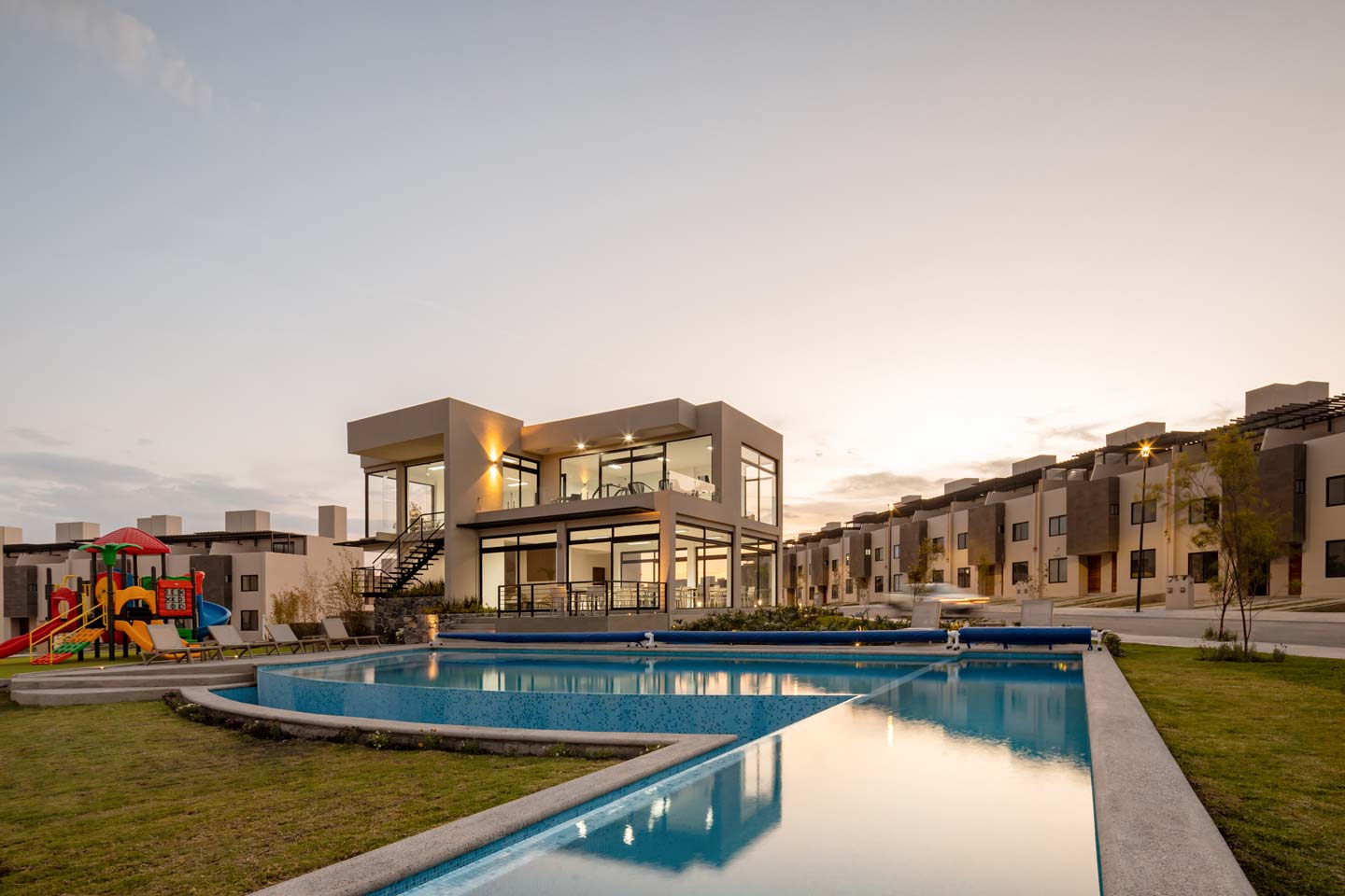 MESETA RESIDENCIAL