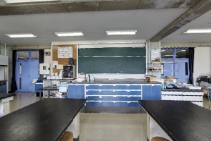 高校棟 第2化学室