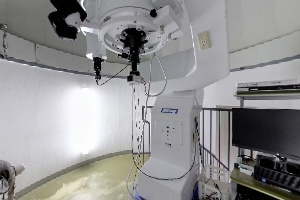 天体望遠鏡室