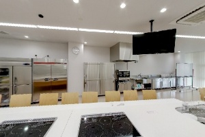 オープンキッチン実習室