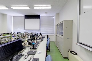 電子制御実習室