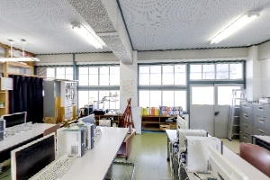 電気工学科実習室