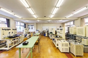 電気機器実習室