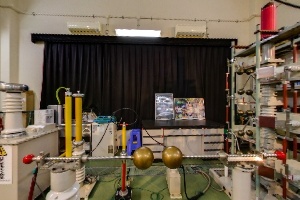 高圧実験室