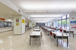 学生食堂（34号館B1F）