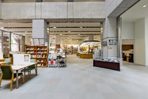 中央図書館1F