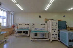 電気機器実習室