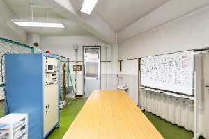 電力実習室