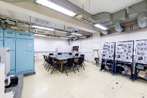 電気工学実験室