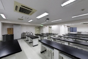 基礎医学実習室