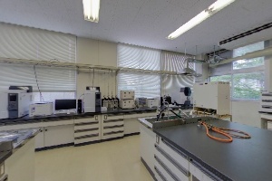 化学工業管理室　